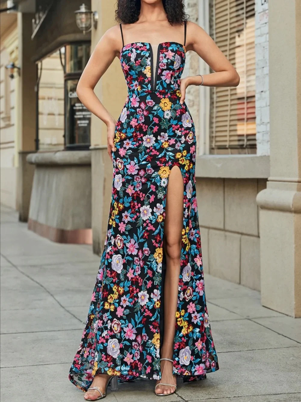 Floral Embroidered Black Evening Gown/prom dress - Picture 2 of 8